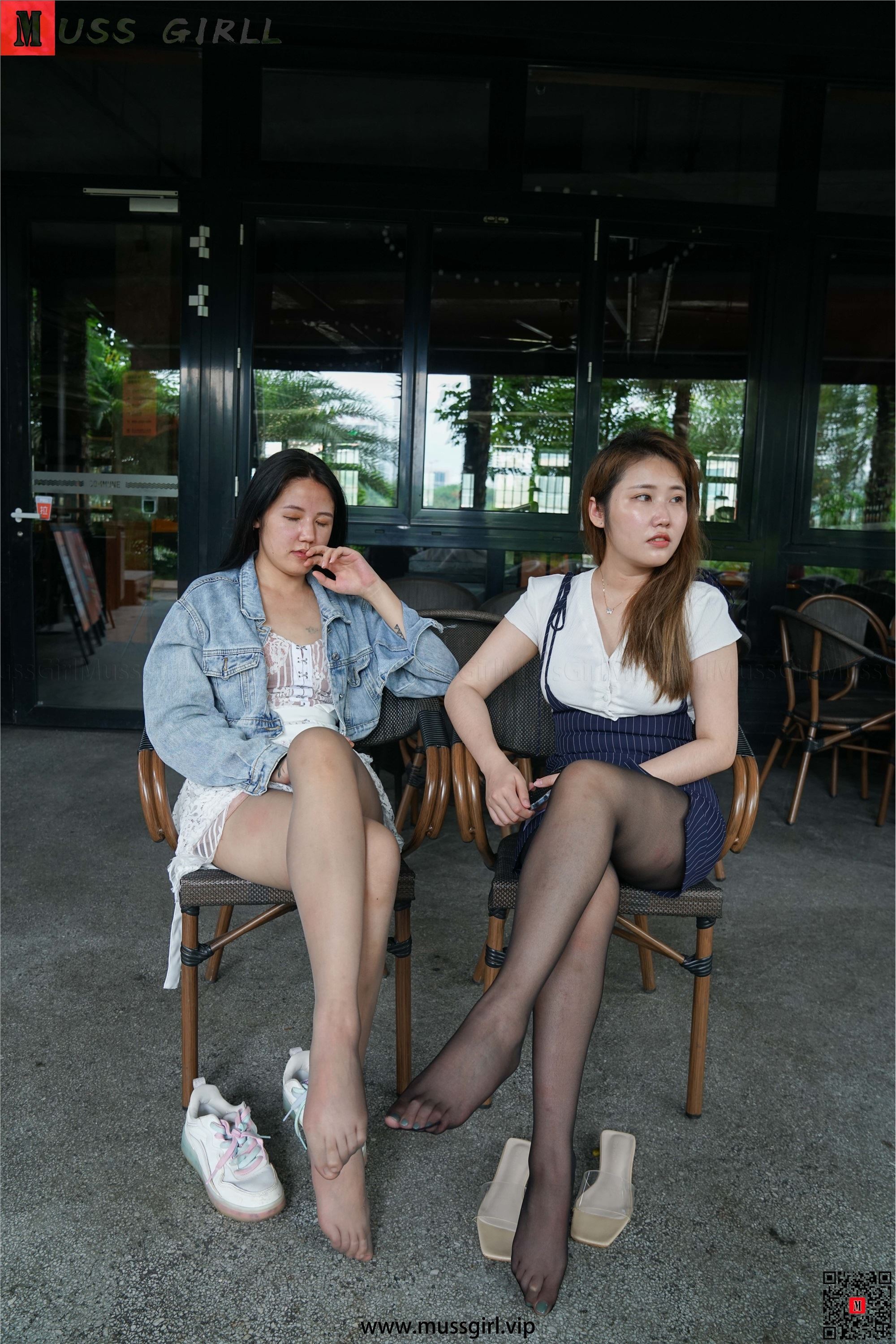 MussGirl慕丝女郎  NO.220 双人肉丝黑丝短裙